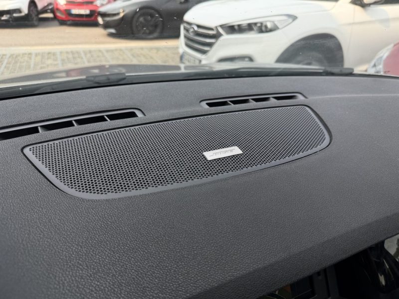 RENAULT LAGUNA 3 III BOSE 2.0 DCi 175 BOITE AUTOMATIQUE TOIT OUVRANT GPS SEMI CUIR - MOTEUR A CHAINE