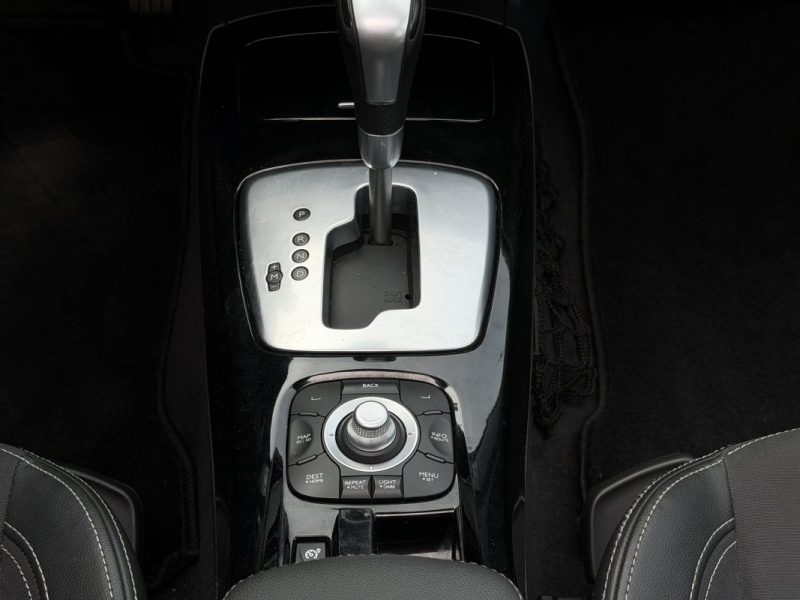 RENAULT LAGUNA 3 III BOSE 2.0 DCi 175 BOITE AUTOMATIQUE TOIT OUVRANT GPS SEMI CUIR - MOTEUR A CHAINE