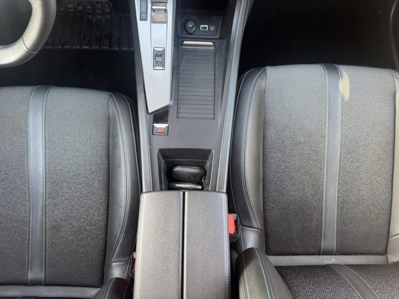 PEUGEOT 308 - 3 1.2 PURETECH 130CH S&S ALLURE EAT8 2024