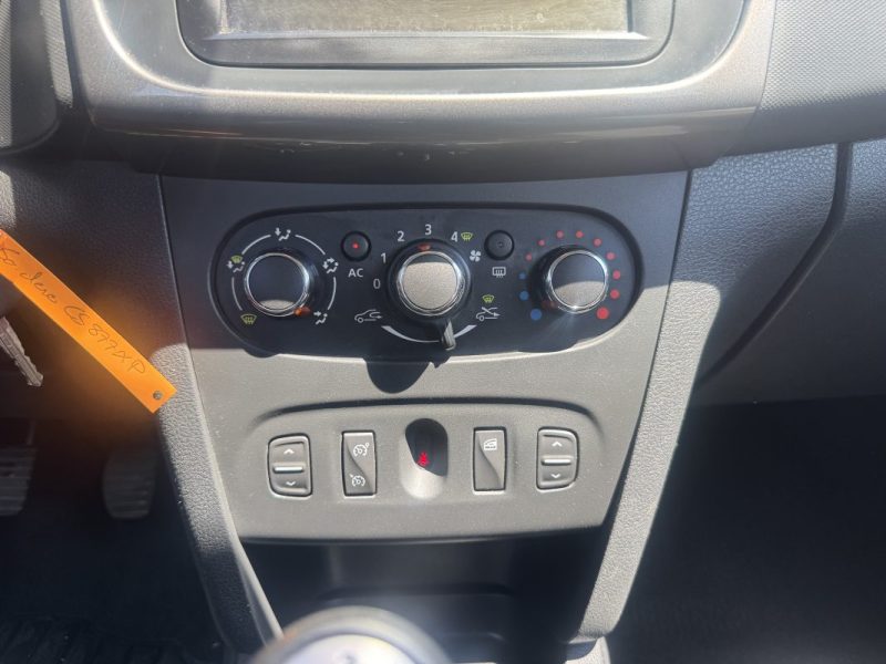 DACIA SANDERO TCE 90 STEPWAY AMBIANCE 2013