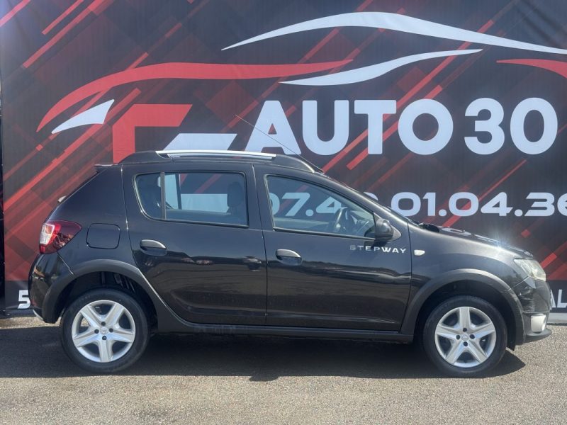DACIA SANDERO TCE 90 STEPWAY AMBIANCE 2013