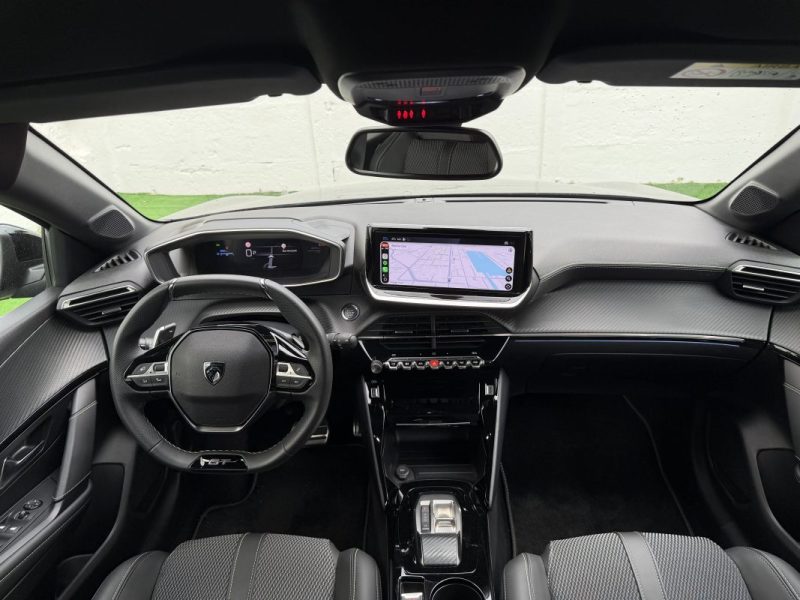 PEUGEOT 208 GT HYBRID 145 CVE-DCS6 / 1 ERE MAIN GARANTIE CONSTRUCTEUR  