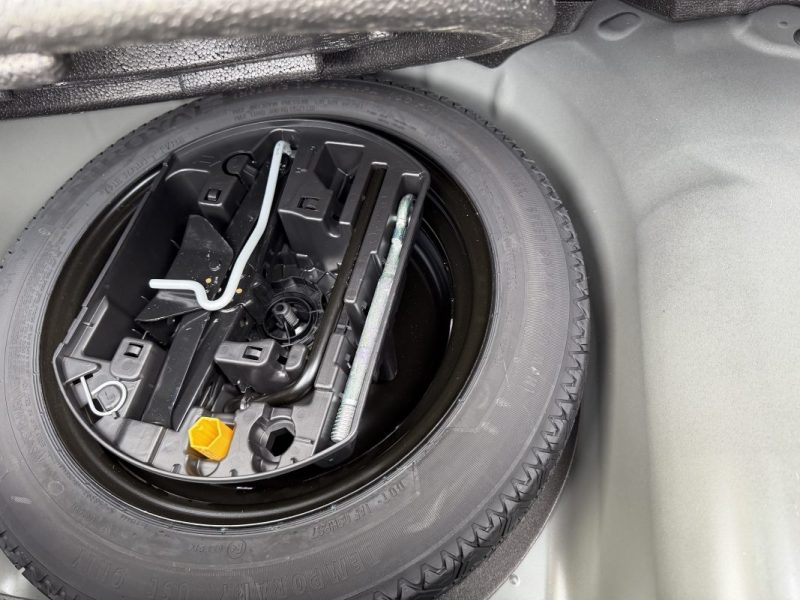PEUGEOT 208 GT HYBRID 145 CVE-DCS6 / 1 ERE MAIN GARANTIE CONSTRUCTEUR  
