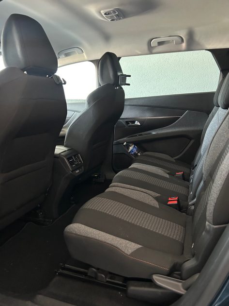 PEUGEOT 5008 BUSINESS ACTIVE 1.5 BLUEHDI 130 7 PLACES