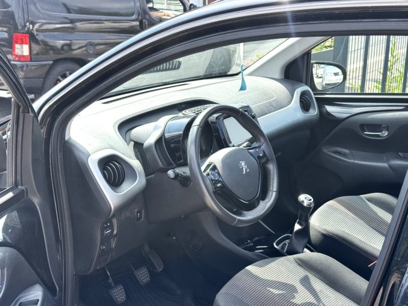 PEUGEOT 108  1.2 VTI 82CV
