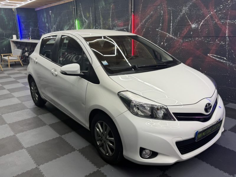 TOYOTA YARIS 1.3 VVTI 100 DYNAMIC 2014