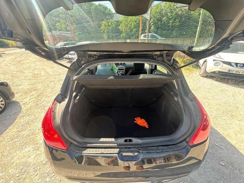 PEUGEOT 308 1.6 HDI 110 FELINE 2008