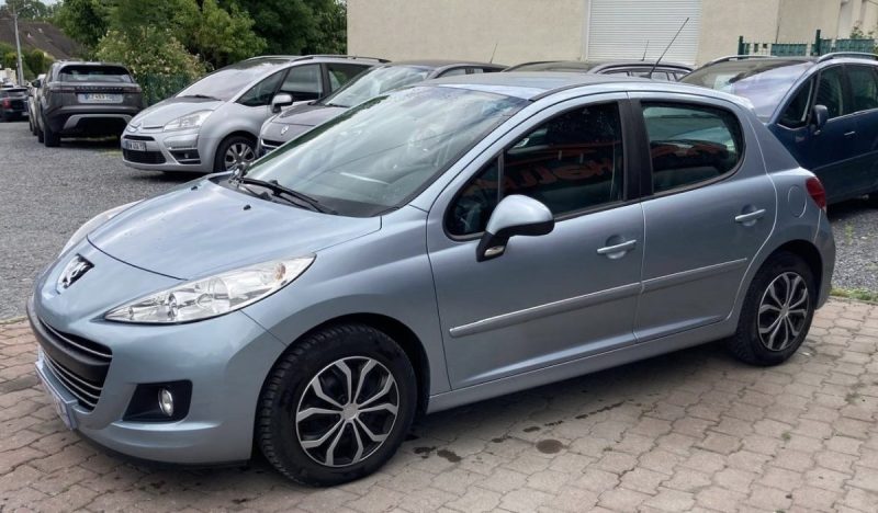 PEUGEOT 207 1.6 HDI FAP 92CV FELINE / RÉVISÉE&GARANTIE 2010