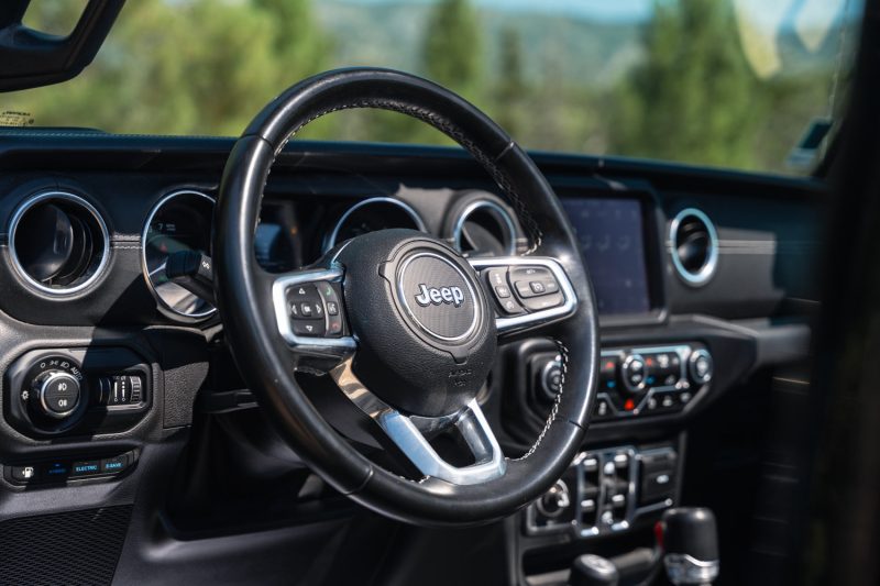 JEEP WRANGLER UNLIMITED 2.0I T 380 4XE SAHARA BA