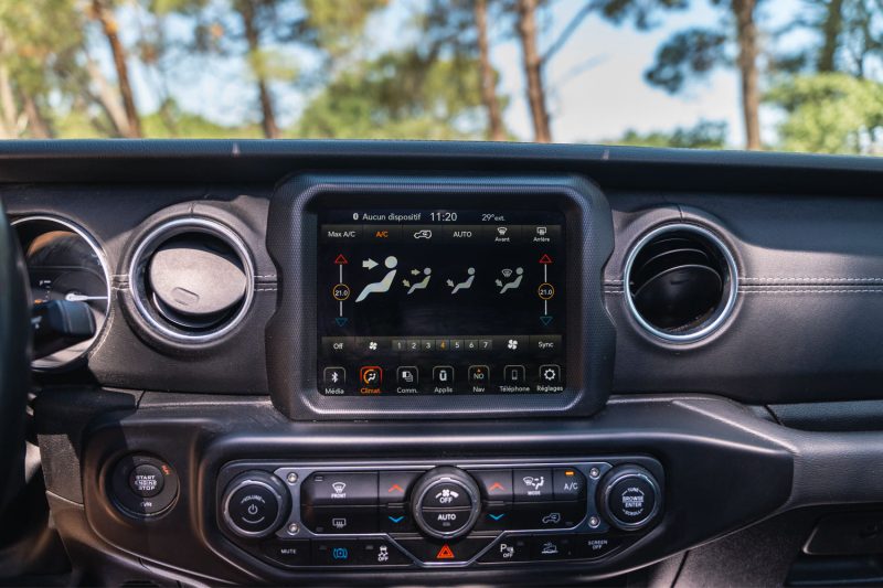 JEEP WRANGLER UNLIMITED 2.0I T 380 4XE SAHARA BA