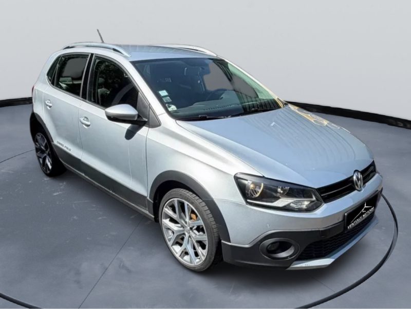 VOLKSWAGEN POLO 1.2 TSI 90 CROSS DSG 