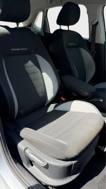 VOLKSWAGEN POLO 1.2 TSI 90 CROSS DSG 