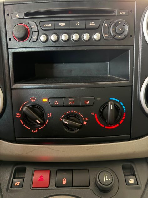 CITROËN BERLINGO 1.6 HDI 92 CV– BOÎTE MANUELLE – GARANTIE 12 MOIS OU 15.000 KM – CT OK – 2013