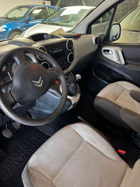 CITROËN BERLINGO 1.6 HDI 92 CV– BOÎTE MANUELLE – GARANTIE 12 MOIS OU 15.000 KM – CT OK – 2013