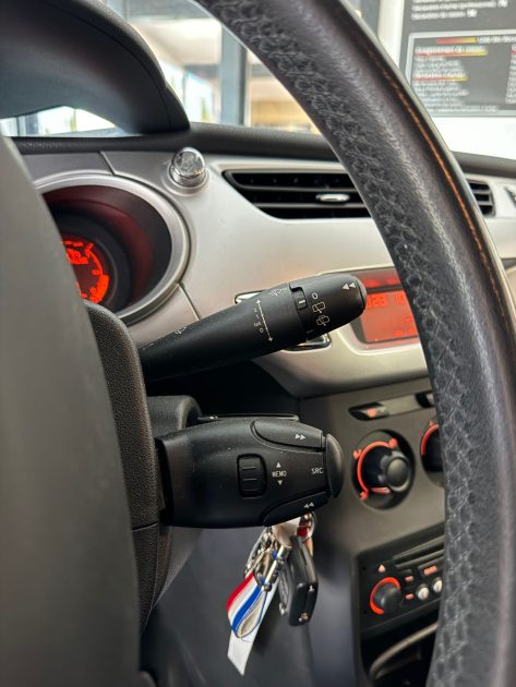 CITROËN C3 SÉDUCTION1.4 HDi 68 CV – Distribution neuve – GARANTIE 12 MOIS OU 15.000 KM – CT OK