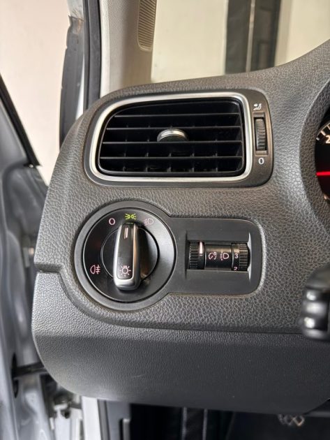 VOLKSWAGEN POLO 1.6 TDI 75 CONFORTLINE 2009