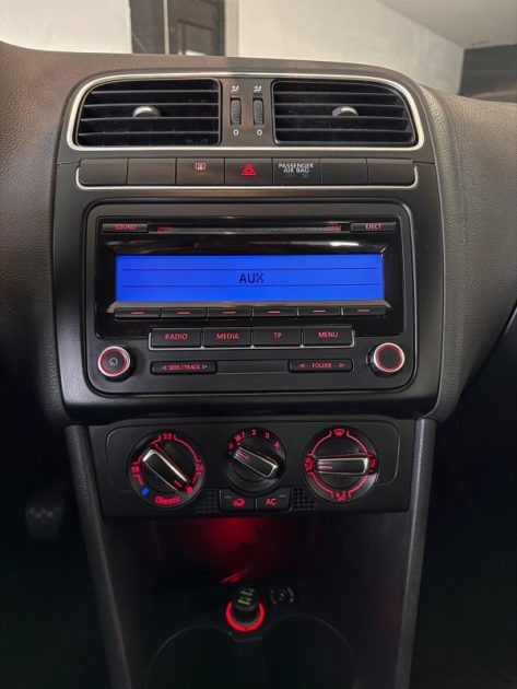VOLKSWAGEN POLO 1.6 TDI 75 CONFORTLINE 2009