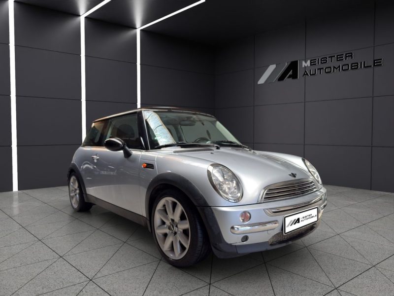 MINI COOPER 1.6 116CH 1ERE MAIN