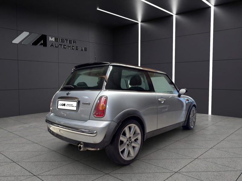 MINI COOPER 1.6 116CH 1ERE MAIN