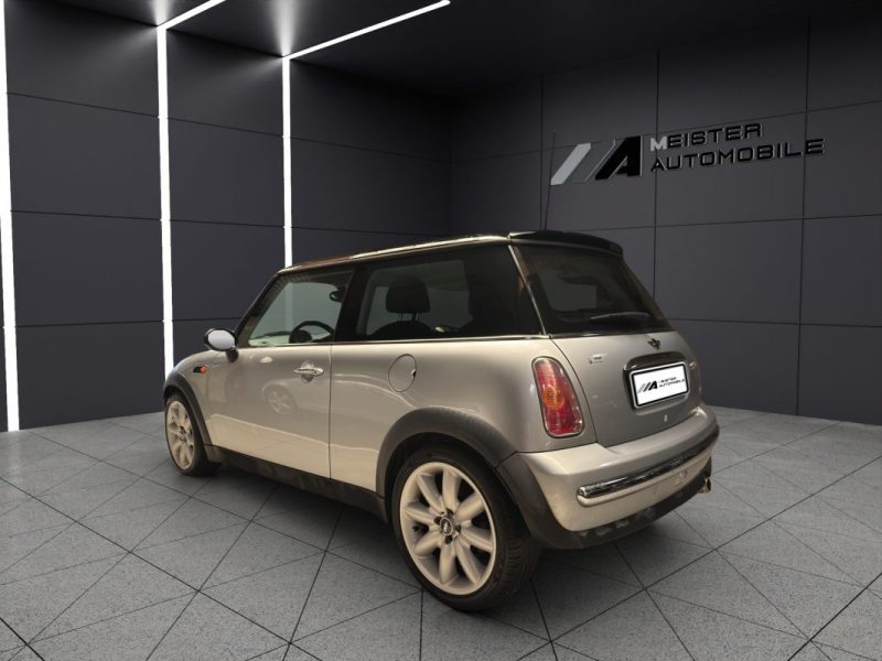 MINI COOPER 1.6 116CH 1ERE MAIN