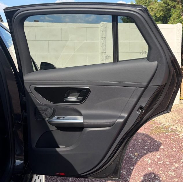 MERCEDES GLC COUPE 220D AMG LINE 4MATIC BVA 9G-Tronic 197ch / TOIT OUVRANT / SIÈGES ÉLECTRIQUES 