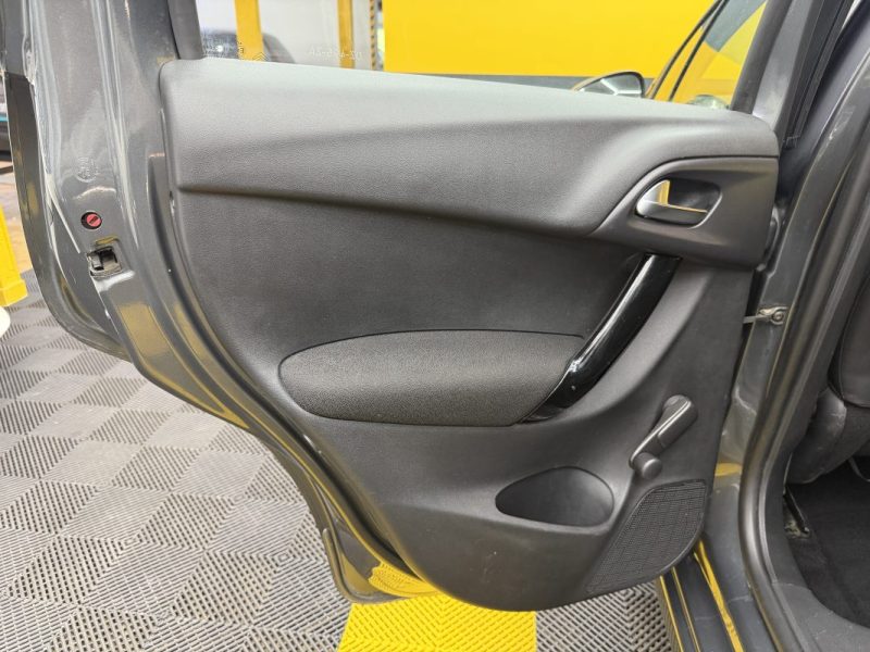 CITROEN C3 II 1.2 VTI 82CH BOITE AUTOMATIQUE 2016