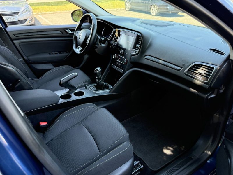 RENAULT Megane IV 1.5 dCi 115ch Business Garantie 6 Mois