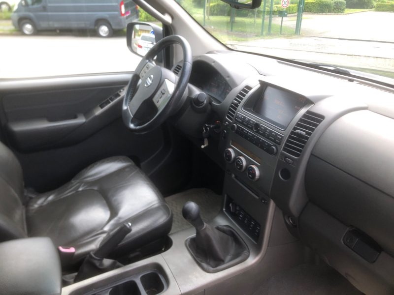 NISSAN NAVARA  2008  Boîte manuelle - 2.5 DCI 171 DOUBLE-CABINE 