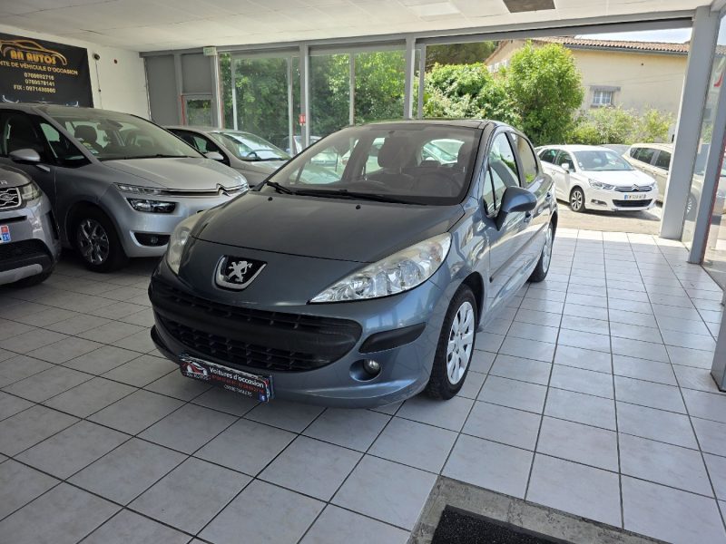 PEUGEOT 207 1.4 HDI 70CH EXECUTIVE ANNEE 2006 178000KM