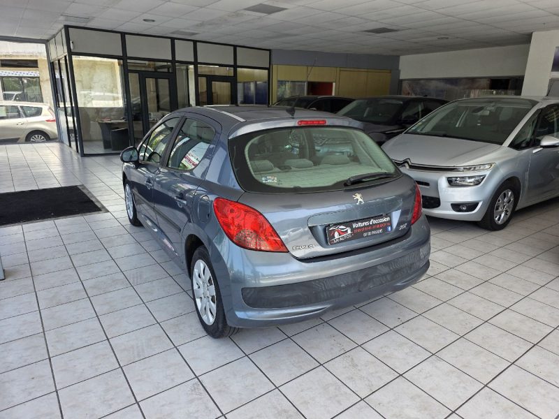 PEUGEOT 207 1.4 HDI 70CH EXECUTIVE ANNEE 2006 178000KM