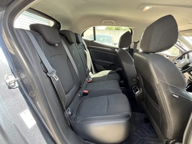 RENAULT MEGANE IV 1.5 BLUE DCI 115 cv 2022