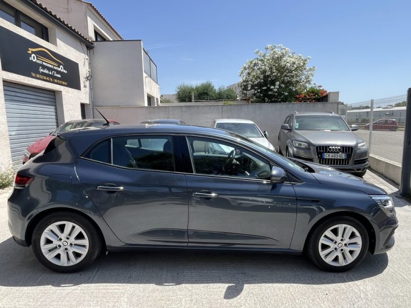 RENAULT MEGANE IV 1.5 BLUE DCI 115 cv 2022
