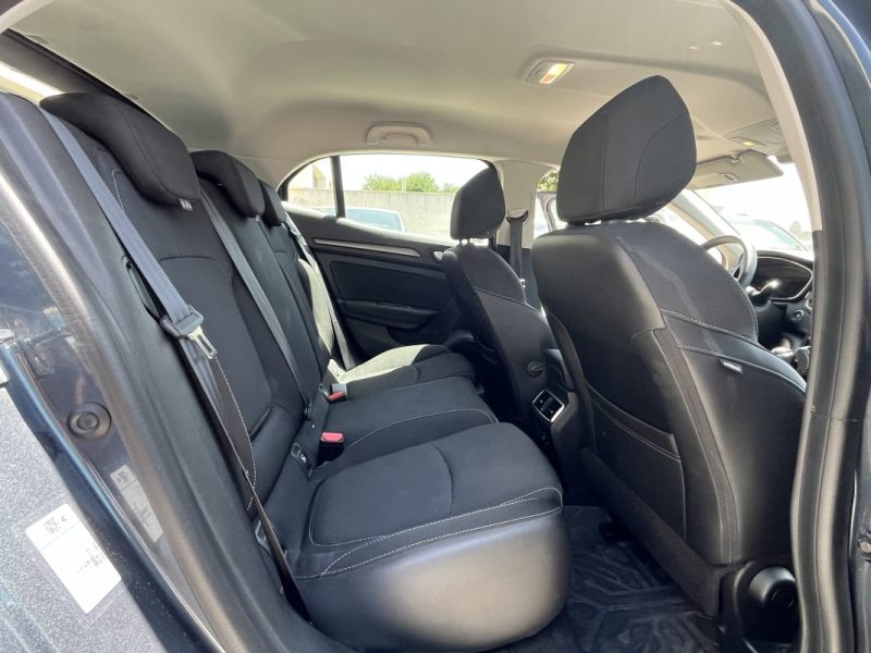 RENAULT MEGANE IV 1.5 BLUE DCI 115 cv 2022