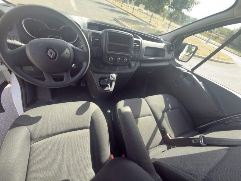 RENAULT TRAFIC L2H1 2.0 120 