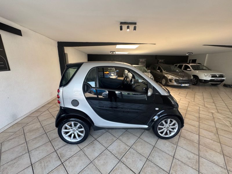 SMART FORTWO PURE 61 CV - MHD - Moteur à Chaîne - Garantie 12 mois ou 15.000km - Boite Auto
