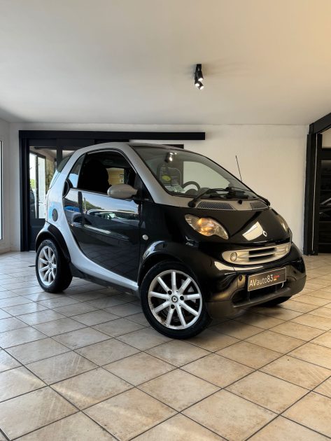 SMART FORTWO PURE 61 CV - MHD - Moteur à Chaîne - Garantie 12 mois ou 15.000km - Boite Auto