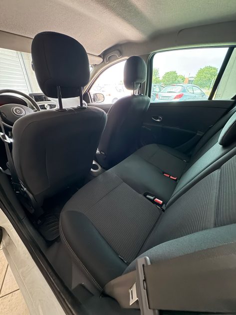 RENAULT CLIO 3 TOMTOM 1.2 16V 2011 – Distribution neuve – CT OK – Garantie 12 mois ou 15 000 km