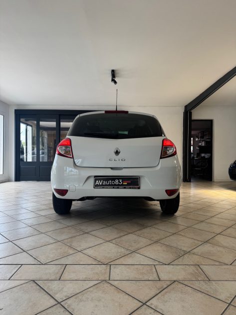 RENAULT CLIO 3 TOMTOM 1.2 16V 2011 – Distribution neuve – CT OK – Garantie 12 mois ou 15 000 km