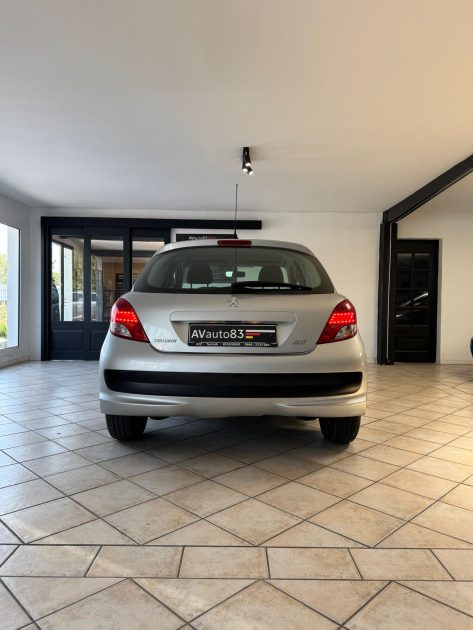 PEUGEOT 207 TRENDY 1.4 HDi 2010 – Entretien effectué – CT OK – Garantie 12 mois ou 15 000 km