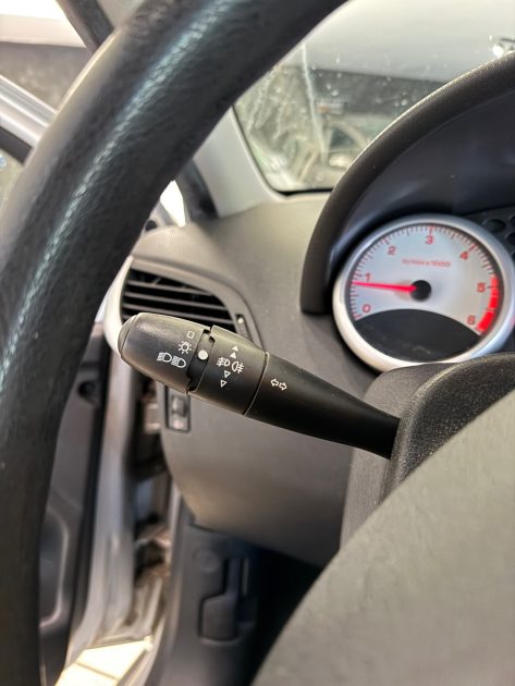 PEUGEOT 207 TRENDY 1.4 HDi 2010 – Entretien effectué – CT OK – Garantie 12 mois ou 15 000 km