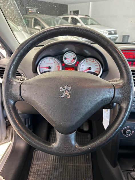 PEUGEOT 207 TRENDY 1.4 HDi 2010 – Entretien effectué – CT OK – Garantie 12 mois ou 15 000 km