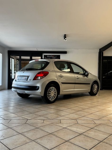 PEUGEOT 207 TRENDY 1.4 HDi 2010 – Entretien effectué – CT OK – Garantie 12 mois ou 15 000 km
