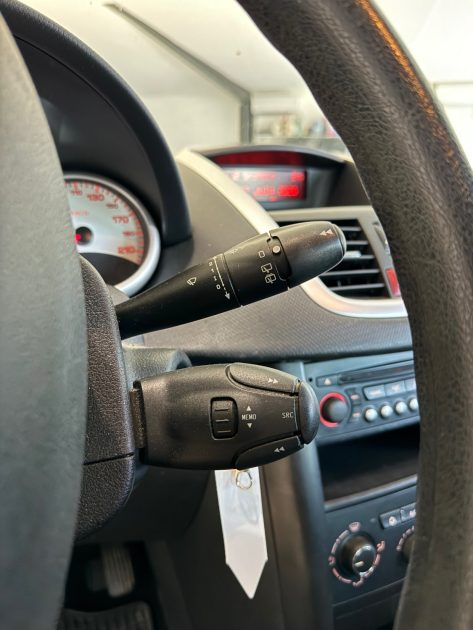 PEUGEOT 207 TRENDY 1.4 HDi 2010 – Entretien effectué – CT OK – Garantie 12 mois ou 15 000 km