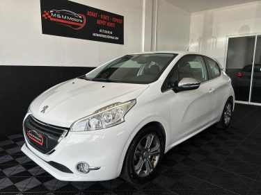 PEUGEOT 208 ALLURE 1.2 VTI 82