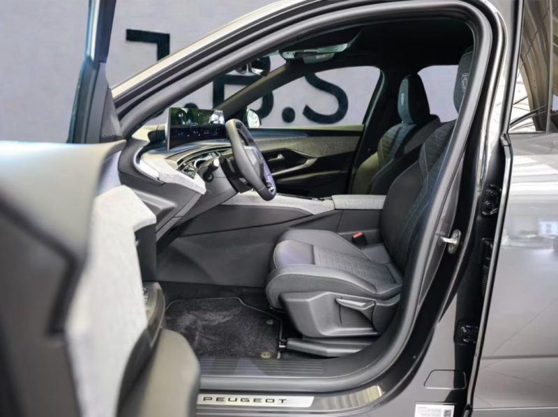 Peugeot 3008 GT Plug- In Hybrid 195 e 