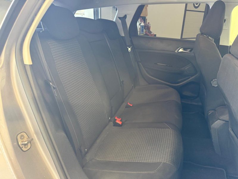  Peugeot 308 SW 1.5 BlueHdi 130ch EAT8 Active Business