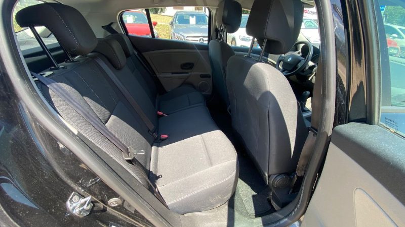 RENAULT Megane - 1.6 TomTom Edition 100ch essence
