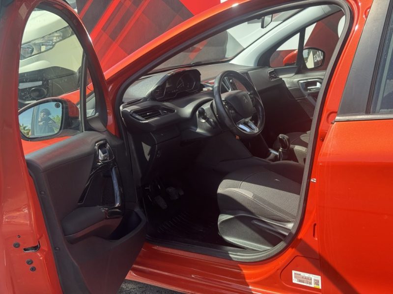 PEUGEOT 208 1.2 PURE TECH 82 ACTIVE 2016