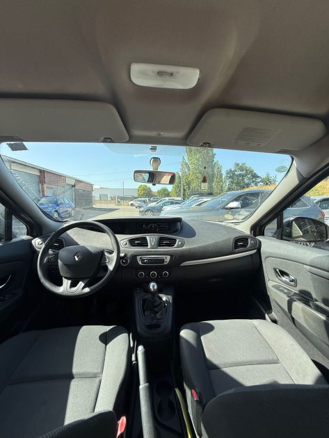 RENAULT SCENICIII 1.5 DCI 110 AUTHENTIQUE 2013