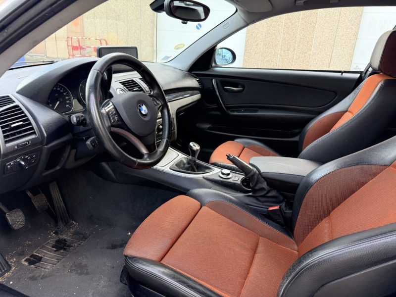 B.M.W. SERIE 1 118D CONNECTED DRIVE 2009